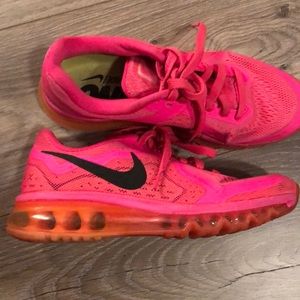 Pink Nike Airmax 7.5